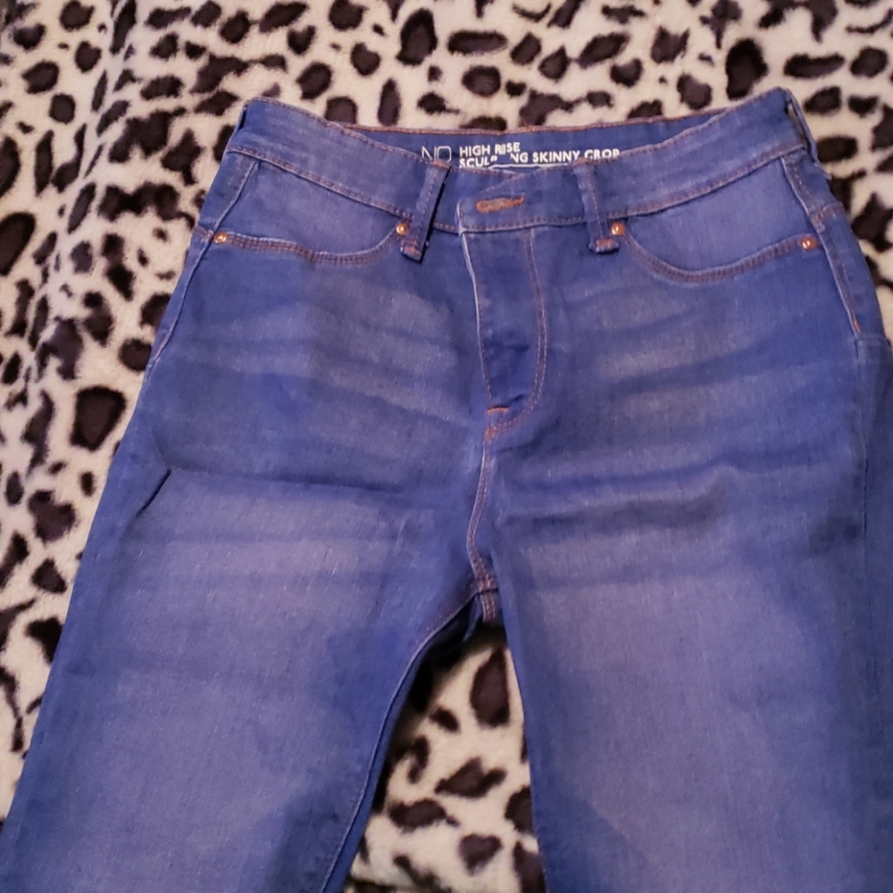 High rise sculpting skinny crop jean